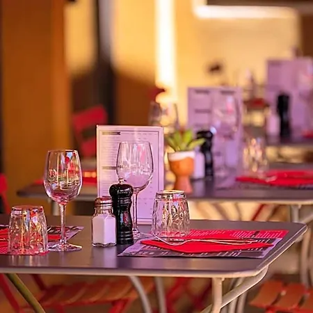 ホテル Ibis Lyon North