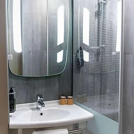 Ibis Lyon North